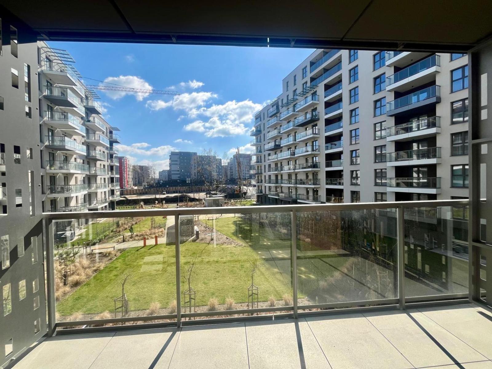 New 69 Apartment Szybowcowa Centre Katowice Free Parking Экстерьер фото