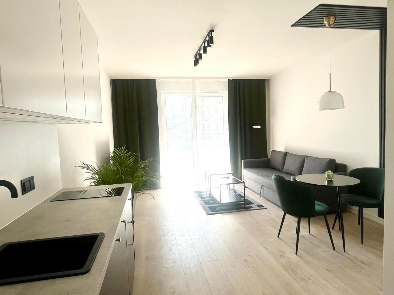 New 69 Apartment Szybowcowa Centre Katowice Free Parking Экстерьер фото